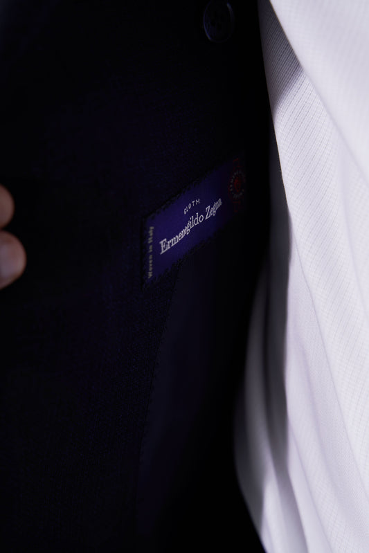 Zegna Deep Navy Travel-Friendly Bespoke Suit | Niviosuits