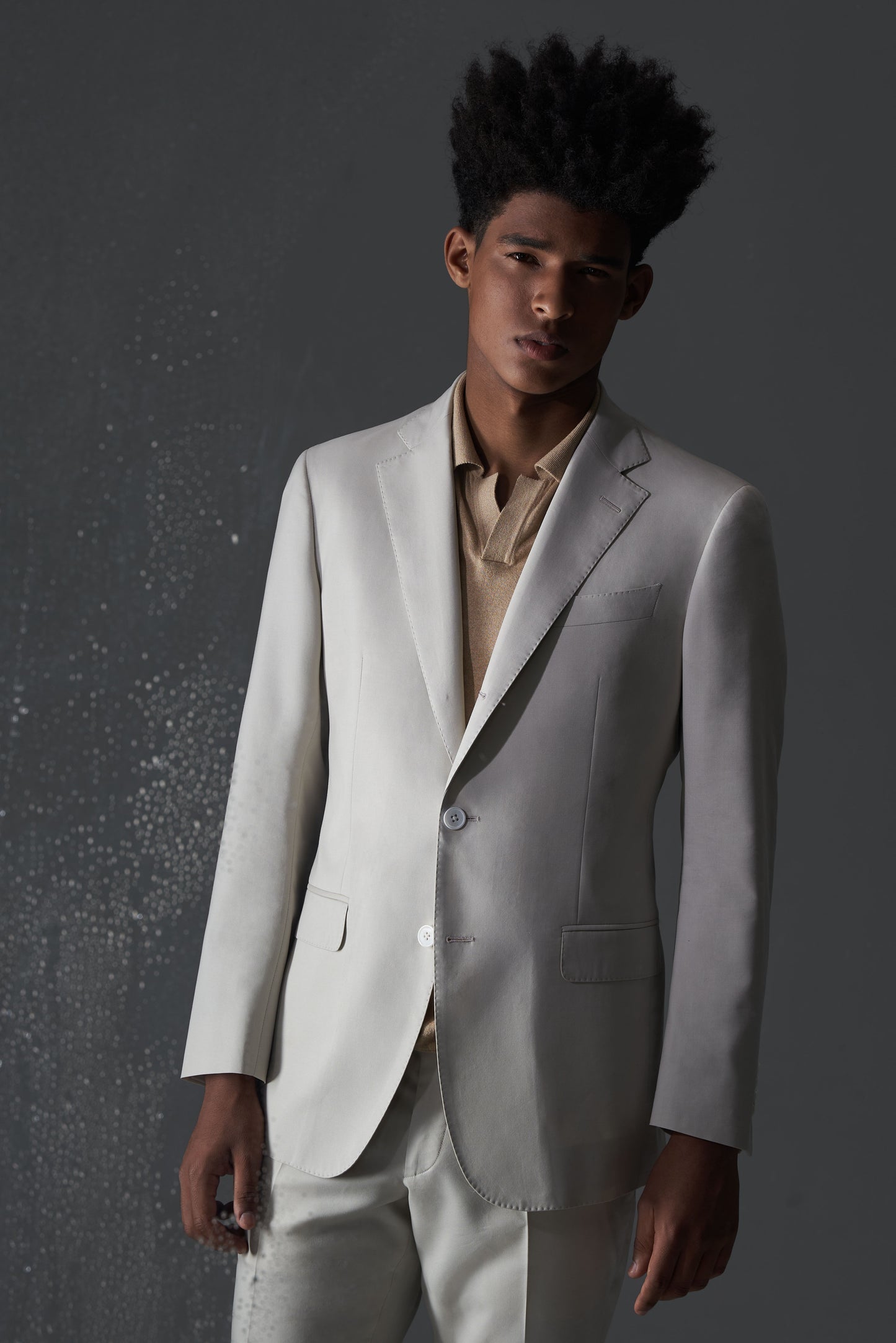 Loro Piana Capolavoro Off-White Summer Suit